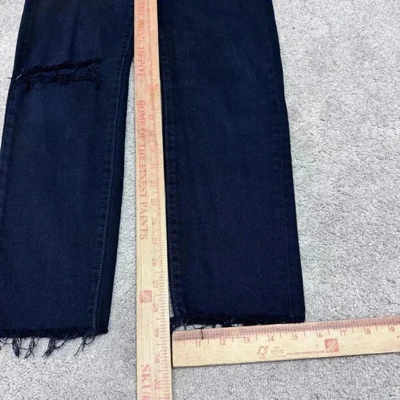 Levi’s Jeans Wedgie Black Distressed Pockets Women’s Size 25 - Picture 4 of 12